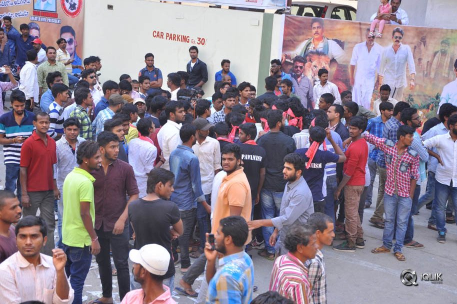 Katamarayudu-Movie-Release-Hungama-at-RTC-X-Roads